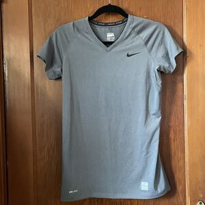 Nike Pro Youth Medium Short Sleeve Gray Dri-Fit Shirt